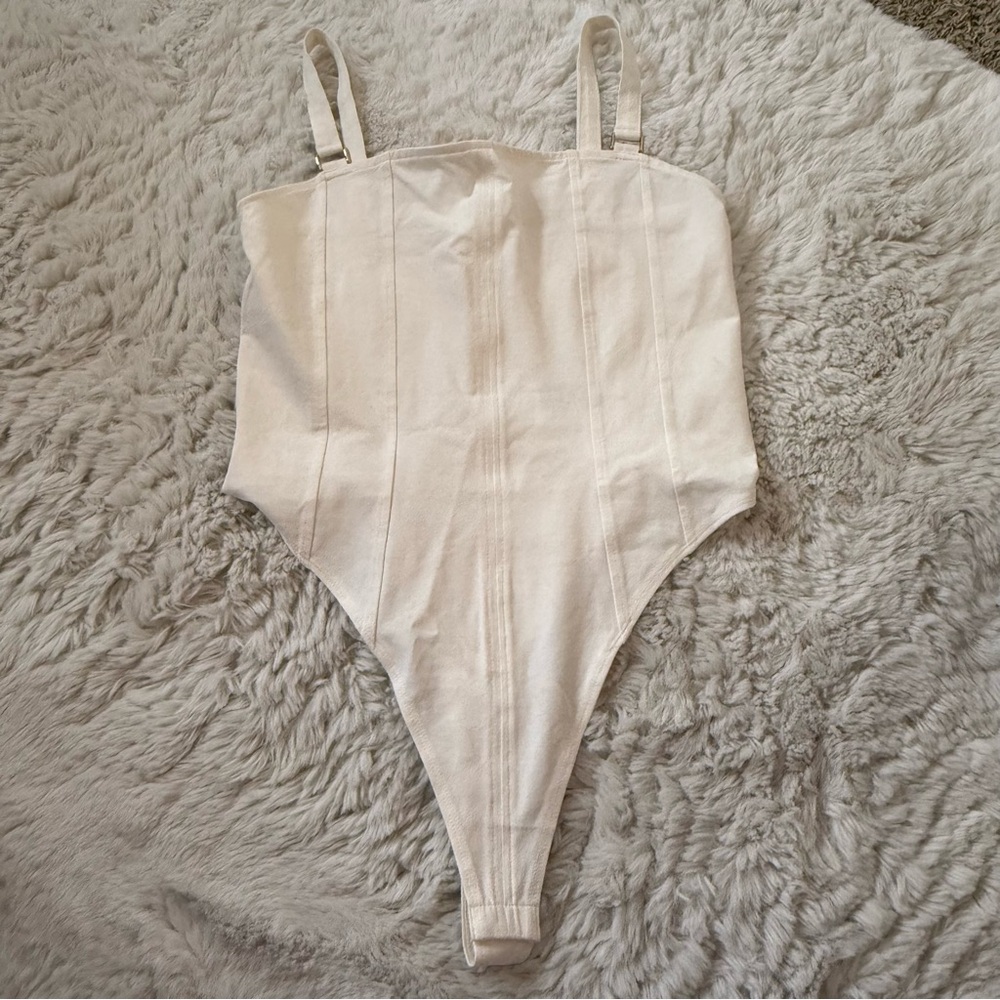 NWOT H&M White Bodysuit - Picture 1 of 8